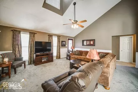 657 Old Milner Rd, Barnesville, GA 30204 photo 4
