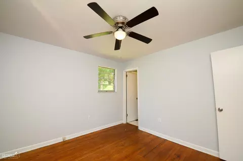 112 Hazel Dr, Warner Robins, GA 31088 photo 5