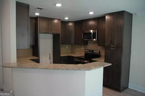 112 Highland Pointe Dr, Lagrange, GA 30240 photo 6