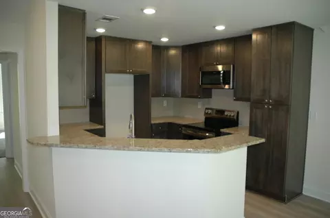 112 Highland Pointe Dr, Lagrange, GA 30240 photo 3