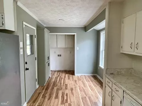 335 Hemphill Rd, Griffin, GA 30224 photo 11