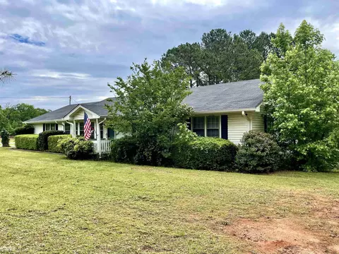 335 Hemphill Rd, Griffin, GA 30224 photo 3