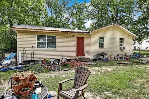 4214 Old Louisville Rd, Garden City, GA 31408