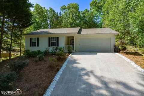 82 Weeping Willow Ln, Dawsonville, GA 30534