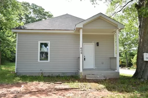 609 N Hill St, Griffin, GA 30223