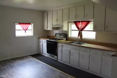 17 Cary St, Lagrange, GA 30241 photo 2