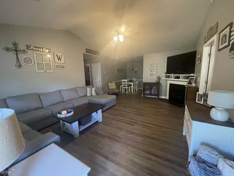 36 Savannah Place Dr, Lagrange, GA 30240 photo 4