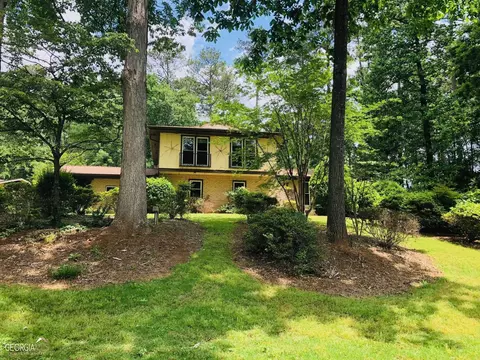 3370 Huntwood Ct, Decatur, GA 30034