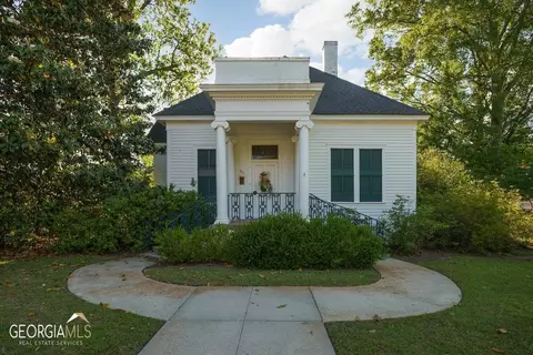 305 N Harris St, Sandersville, GA 31082