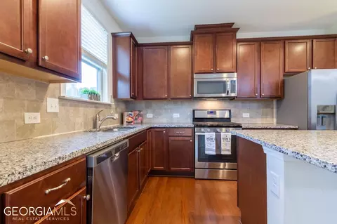 8260 Harlond Way, Suwanee, GA 30024 photo 10