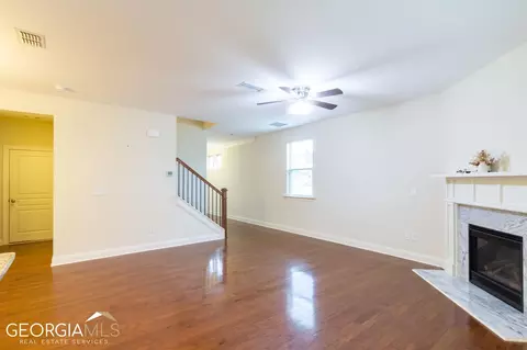 8260 Harlond Way, Suwanee, GA 30024 photo 8