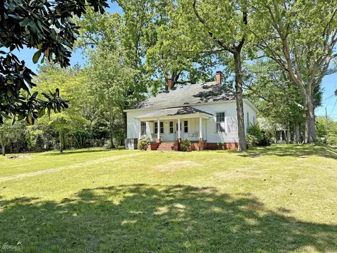 244 West Ave, Carrollton, GA 30117