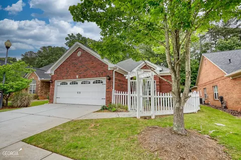 10169 Malcolm Dr, Covington, GA 30014