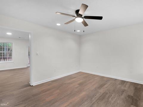 9 Brown St, Barnesville, GA 30204 photo 3