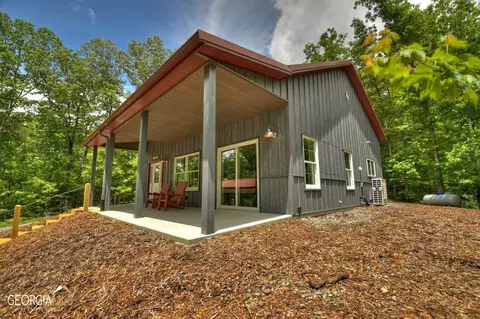 149 Knollwood Gln, Mineral Bluff, GA 30559