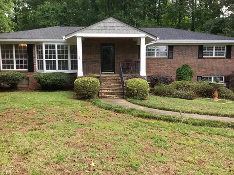 2272 Bascomb Carmel Rd, Woodstock, GA 30189