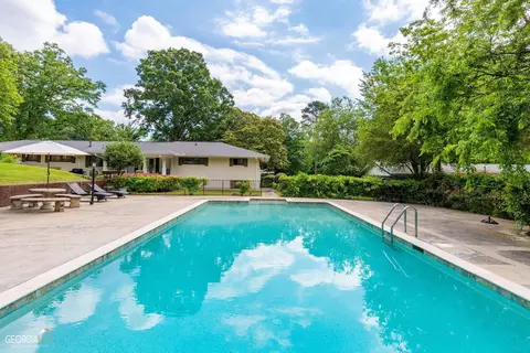 108 Cherry Hill Cir, Calhoun, GA 30701