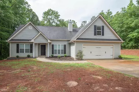127 Liberty Bell Ln, Griffin, GA 30224