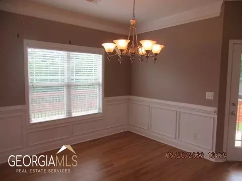 154 Windsor Ct, Williamson, GA 30292 photo 8