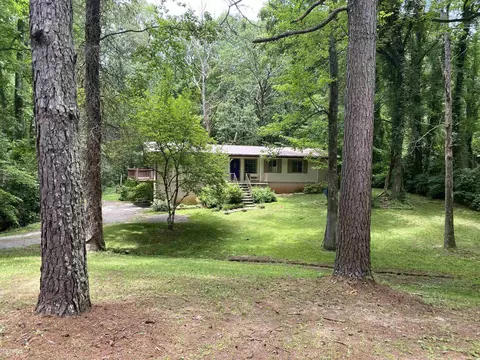 808 S Fling Rd, Lagrange, GA 30240