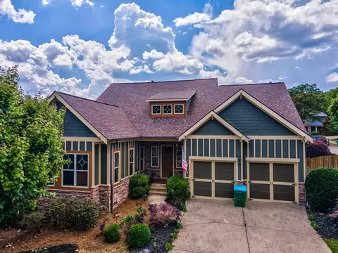 300 Twin Peaks Loop, Canton, GA 30114