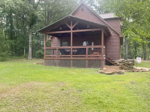 25 Pennie Ln, Hartwell, GA 30643