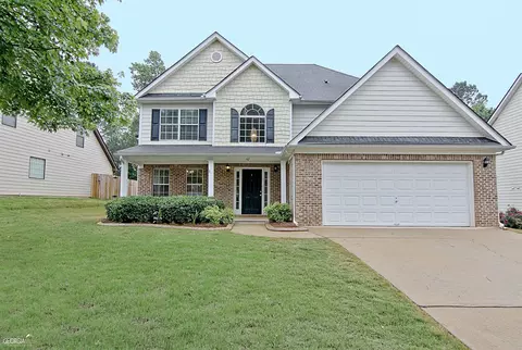 42 Virginia Ave, Sharpsburg, GA 30277