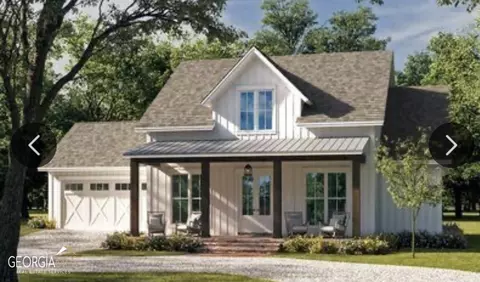 1330 Paris Ave, Swainsboro, GA 30401