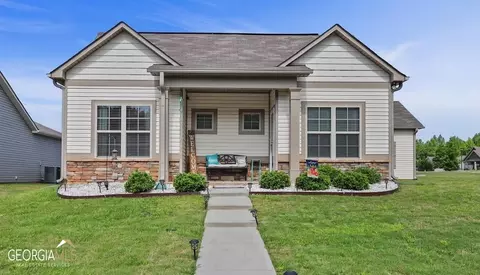 160 Stoney Creek Dr, Lagrange, GA 30241