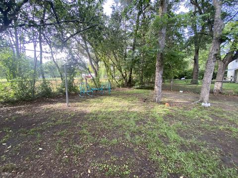 225 E Beech St, Cochran, GA 31014 photo 88