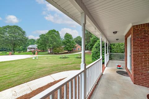 264 Edenwylde Ct, Hampton, GA 30228 photo 4