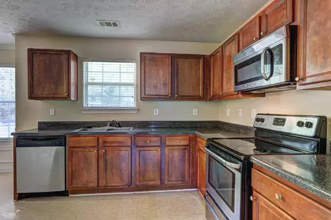 114 Bobtail Ct, Hampton, GA 30228 photo 7