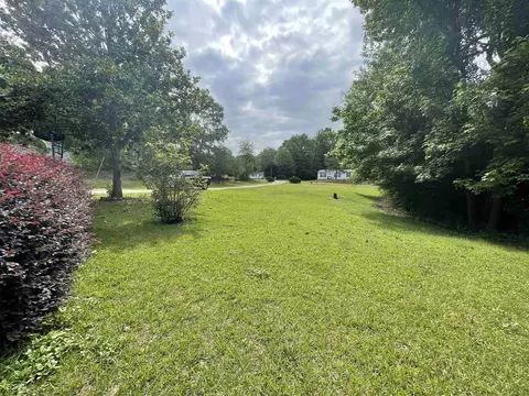 393 E Virginia Ln, Macon, GA 31217 photo 9