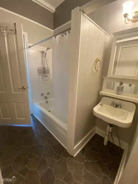 162 E Cherry St, Cochran, GA 31014 photo 18