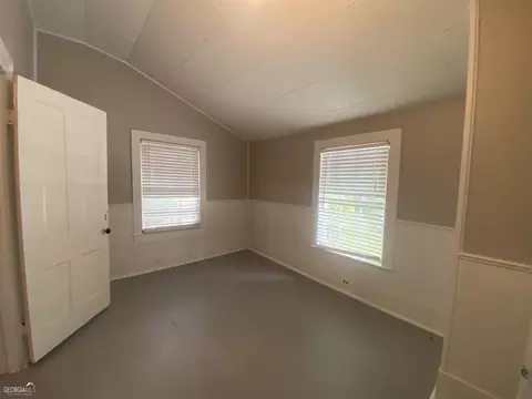 162 E Cherry St, Cochran, GA 31014 photo 10