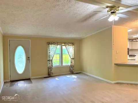 173 Hubbard Rd, Lagrange, GA 30240 photo 3