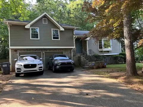 1934 Cambridge Ct, Conyers, GA 30013