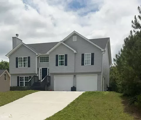 5411 Latham Manor Dr, Gainesville, GA 30506
