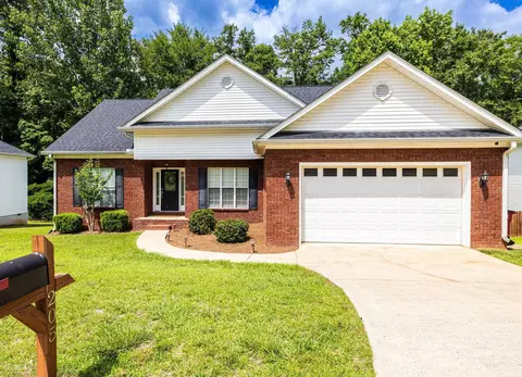 205 Sugarloaf Cir, Macon, GA 31204