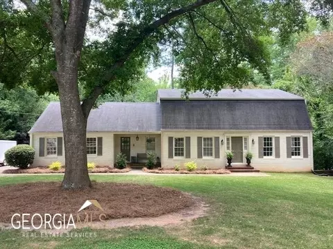 650 Laura Dr, Griffin, GA 30224