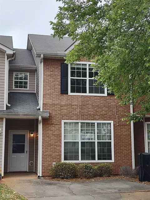 2313 Nicole Dr, Hampton, GA 30228
