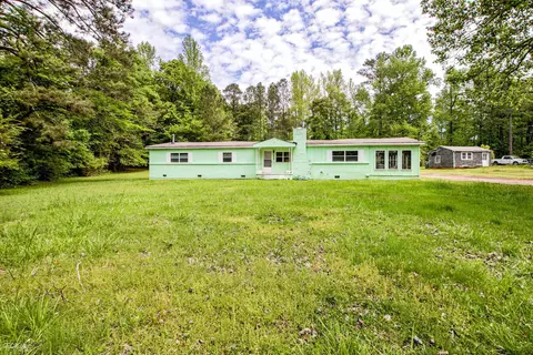 8195 Rivertown Rd, Fairburn, GA 30213