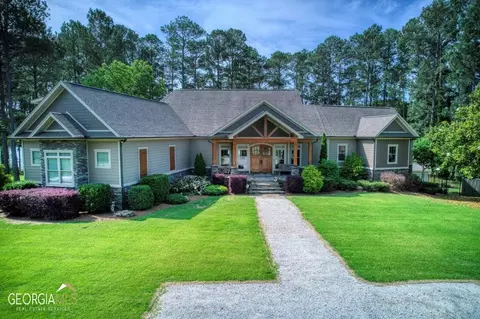 514 Broyles Point Rd, Townville, SC 29689