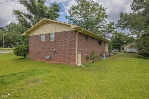 205 Lewis St, Toccoa, GA 30577 photo 37