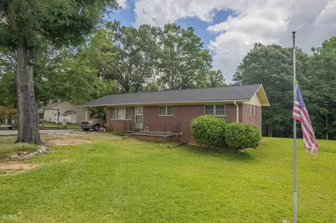 205 Lewis St, Toccoa, GA 30577 photo 7