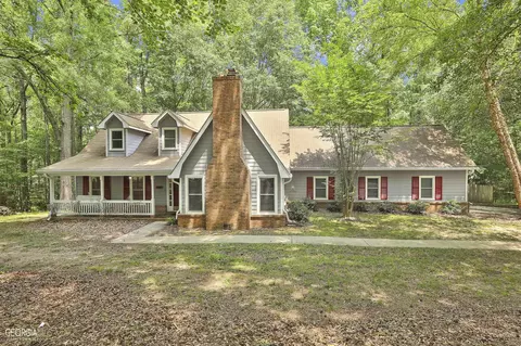 295 Mapledale Trl, Sharpsburg, GA 30277
