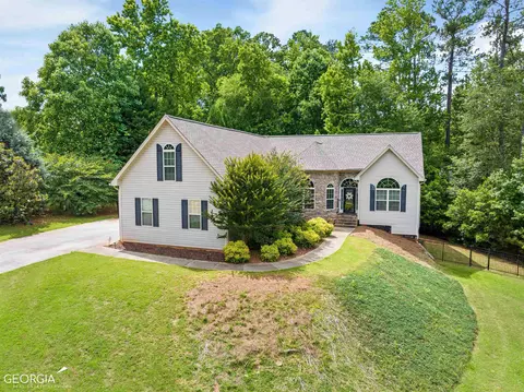 358 Jefferson Walk Cir, Jefferson, GA 30549