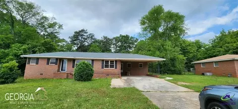 2940 Frederick Dr, Dry Branch, GA 31020