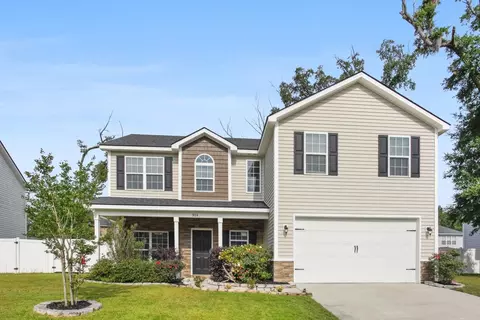914 Jena Ct, Hinesville, GA 31313