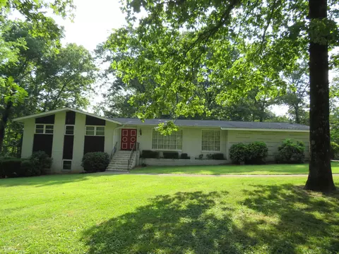 845 N College Dr, Cedartown, GA 30125